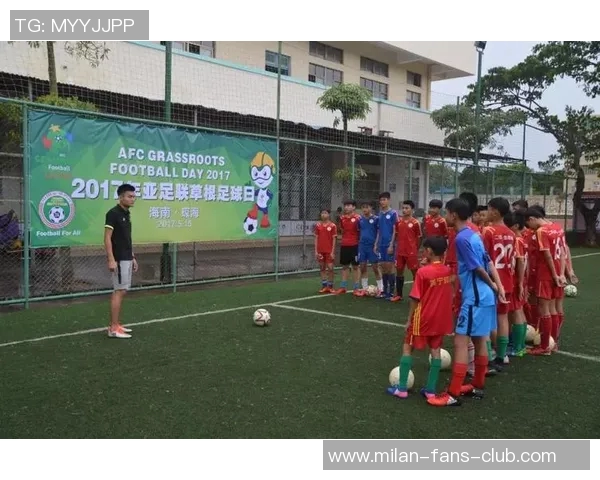 广东足球训练新模式探索助力青少年成长与技能提升的全面分析 广东足球训练新模式探索助力青少年成长与技能提升的全面分析