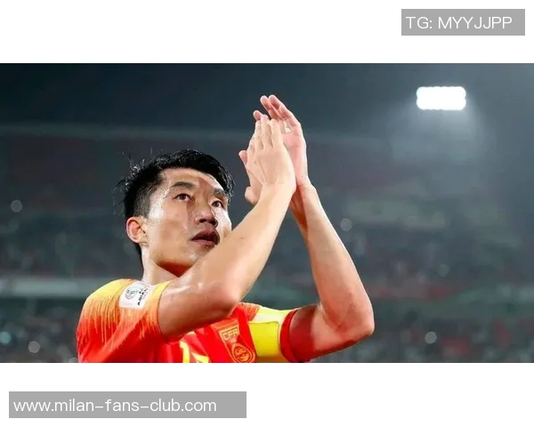 郑智荣膺亚洲足球先生的背后故事与辉煌成就揭秘